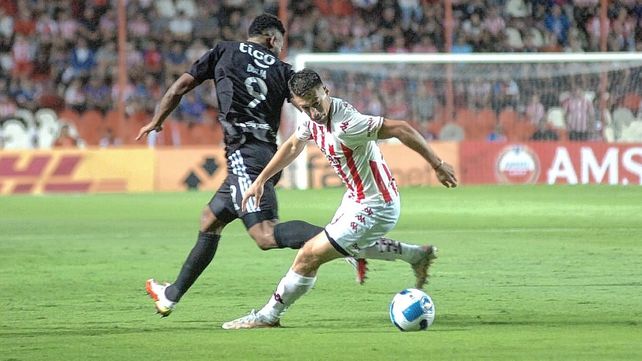 Unión no pudo de local ante el duro equipo colombiano.