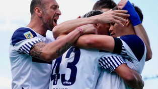 Gimnasia venció a Banfield y no se baja de la pelea