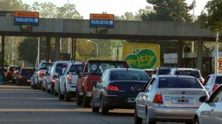 Más de 13.000 autos pasaron el domingo por el Subfluvial