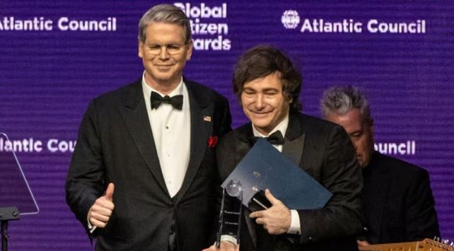 Estados Unidos volvió a comprar pesos y anunció que el salvataje a la Argentina ascendería a u$s 40.000 millones