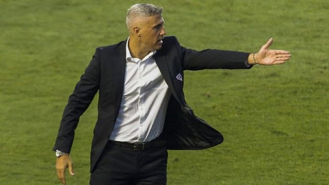 Hernán Crespo tiene un nuevo club para dirigir.