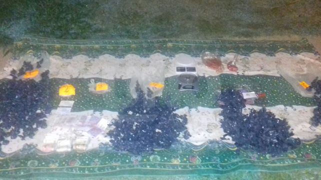 Apresaron a una pareja que vendían y repartían cocaína y marihuana a domicilio