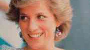 Ex amante de Lady Di rompi&oacute; el silencio y dice que su muerte a&uacute;n lo atormenta