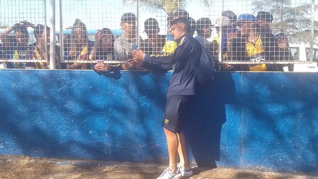 El nuevo ídolo. Buonanotte se prestó a todos los requerimientos.