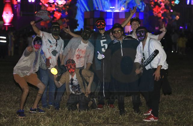 El segundo envío de las fotos en la Fiesta de Disfraces 2018