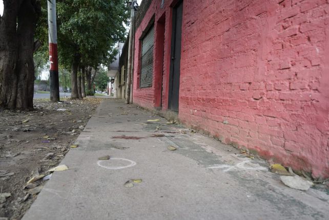 El crimen en zona sur sucedió en los primeros minutos de este martes en Moreno al 4000.