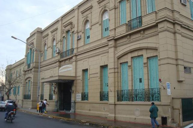 Apuñalaron a una adolescente en el barrio Roma de Santa Fe