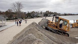 Masiva evacuación de Nueva York por la temida llegada del Sandy