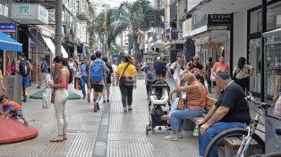 Peatonal San Martín: están analizando el horario corrido en el comercio de Santa Fe