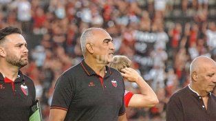Colón redujo al mínimo el margen de error con el regreso de Iván Delfino