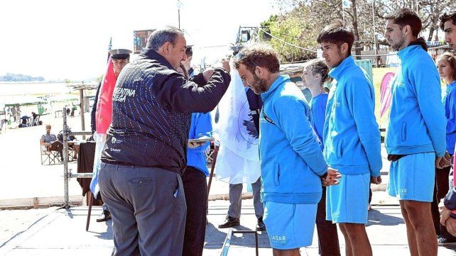 Poletti encabezó la primera ceremonia de premiación de los Jadar 2025 en Santa Fe