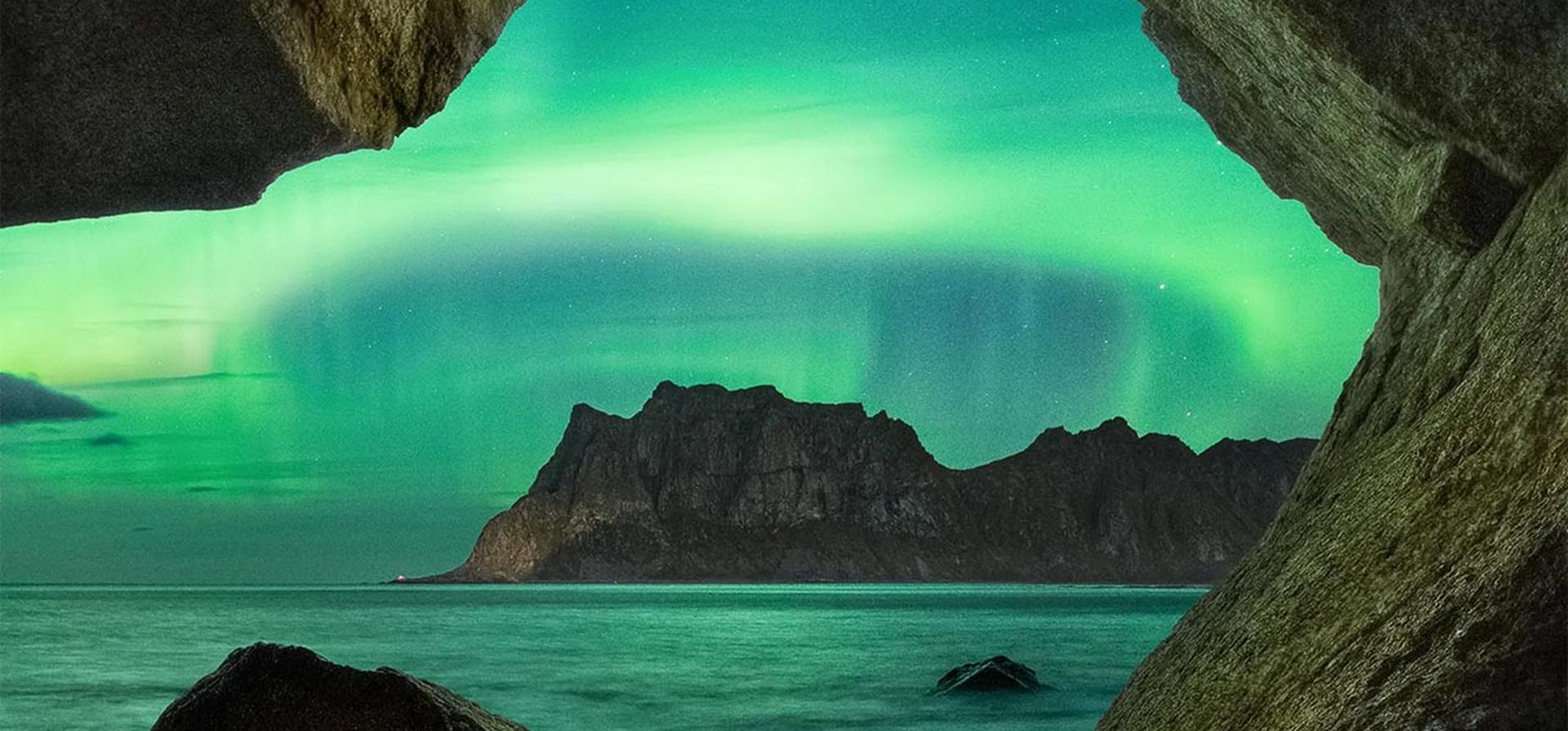 La cueva de la Aurora - Islas Lofoten, Noruega. Fotografía: Giulio Cobianchi