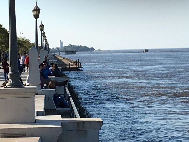 El río Paraná llegó a los 5,30 metros y alcanzó el nivel de alerta en Santa Fe