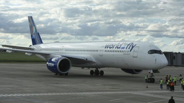 Se inauguró el vuelo directo entre Rosario y Madrid.&nbsp;