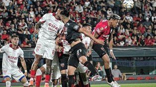 Unión ya busca ante Newells volver a la victoria para acercarse a los playoffs