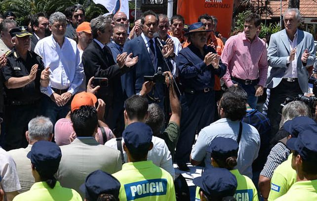 El gobernador de la provincia de Santa Fe hizo la presentación en Mar del Plata y Pinamar.