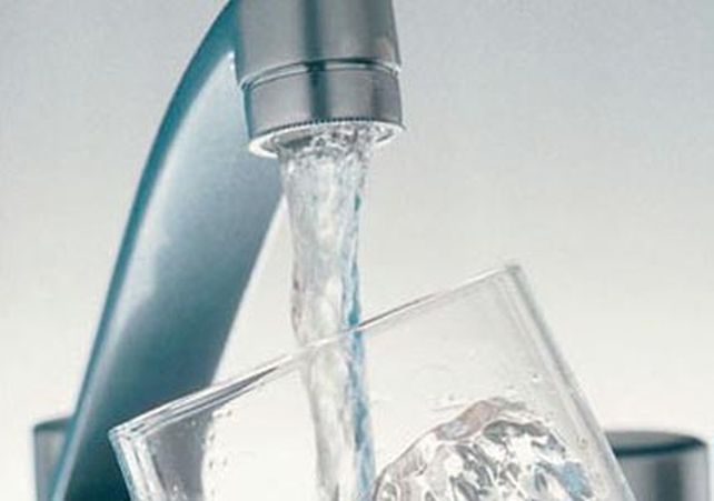 Un diputado nacional santafesino rechaza fluorar el agua potable