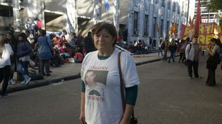 La madre de Jonatan en uno de los actos en reclamo de justicia.