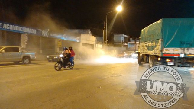 Un auto se incendió en calle Almafuerte