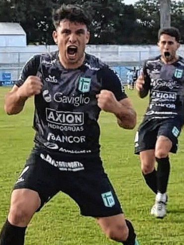 Tomás Attis, el delantero que se sumará a Patronato