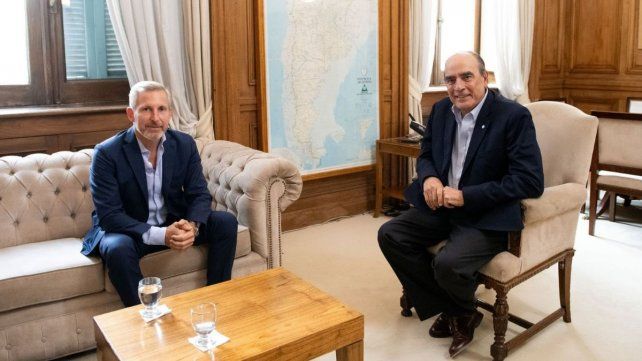 Rogelio Frigerio se reunió con autoridades del gobierno nacional para negociar cambios a la Ley Ómnibus. Qué cambios se incorporaron en el dictamen