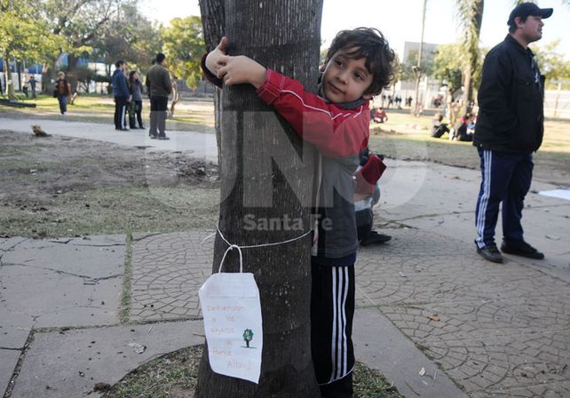 Parque Alberdi: realizarán un acampe este miércoles por los siete meses de protestas