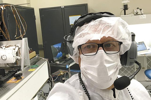 El ingeniero Ra&uacute;l Romero coordina una de las secciones m&aacute;s importantes de la Nasa que busca vida en suelo marciano.