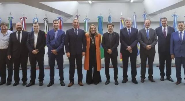 Los gobernadores que estuvieron presentes en el CFI