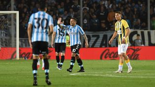 Emiliano Vecchio ya enfrentó a Central jugando para Racing y tuvo una actuación destacada. Fue clave en el triunfo del equipo de Avellaneda.