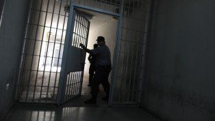 Crimen en Piñero: un recluso fue asesinado a puñaladas.&nbsp;