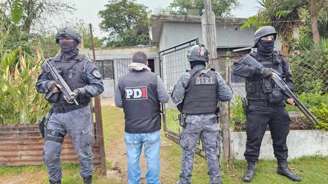 Efectivos de PDI realizaron distintos allanamientos en el Cordón Industrial y se desbarató la banda Tokio
