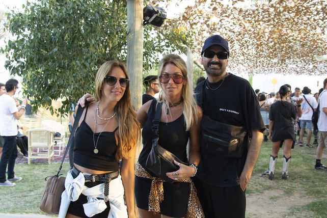 Luz Gómez, Mariana Uriga y Juan Díaz Matanza.