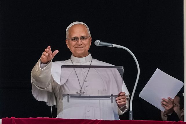 El papa León XIV reapareció tras su operación y agradeció el apoyo de los fieles