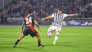 Talleres derrota 2 a 1 a River en el Mario Alberto Kempes.
