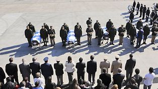 Recibieron con honores en Rosario a cuatro de los gendarmes muertos