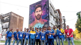 La delegación de Curaçao recorrió la historia de Messi que está plasmada en Rosario