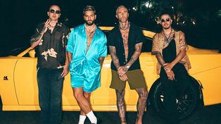 Adam Levine junto a Maluma y el dúo colombiano The Rudeboyz.