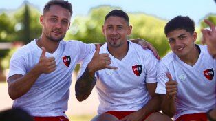 Newells ya está en Uruguay y el miércoles enfrentará a River de Montevideo.