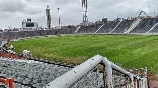 Colón afrontará un duelo crucial ante Aldosivi en otra cancha en pobres condiciones