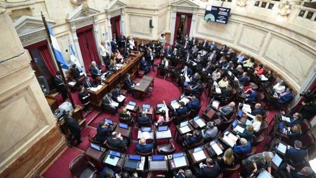 El Gobierno nacional debió ceder en más de 40 modificaciones a la Ley Bases y paquete fiscal a instancias de bloques dialoguistas y partidos provinciales en el Senado.