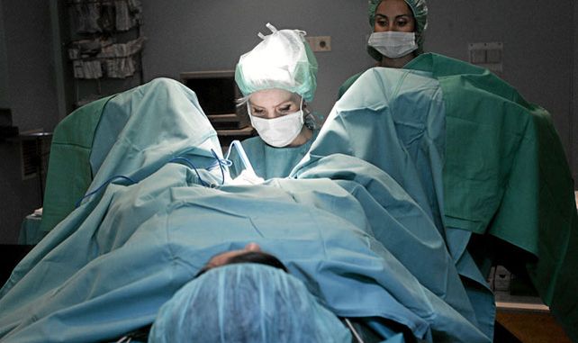 La mujer gastó 6.000 euros en ser virgen y en tener una vagina más ancha.