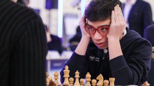 Faustino Oro está a una victoria de convertirse en el GM más joven de la historia