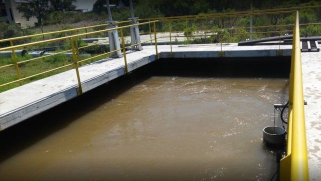 Los trabajos en la planta potabilizadora de agua Echeverría de Paraná afectan el envío del suministro hacia los centros de Parque del Lago y Lola Mora