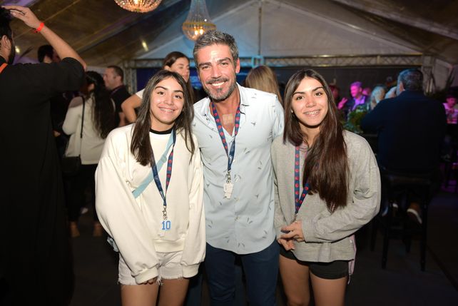 Pilar, Pedro y Delfina Etchandi.