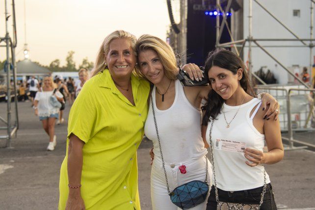 Sabrina y Yanina Ventola y Macarena Muñoz.   