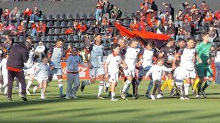 Colón busca rescindir contratos de jugadores marginados para descomprimir la crisis