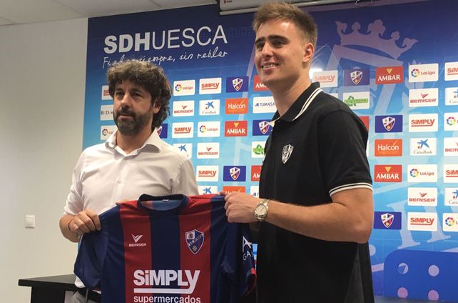 Colón le apunta a un delantero argentino que juega en España