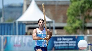 El garrochista santafesino Germán Chiaraviglio consiguió medalla de oro en los Juegos Suramericanos de Asunción.