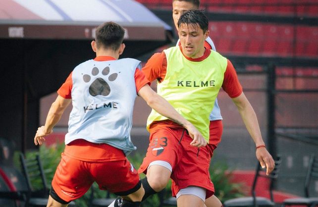 Col&oacute;n hizo f&uacute;tbol en el Brigadier L&oacute;pez y el club mostr&oacute; un video en sus redes sociales.&nbsp;