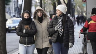 El frío sigue reinando en las calles de Rosario. Los científicos dicen que aflojará.